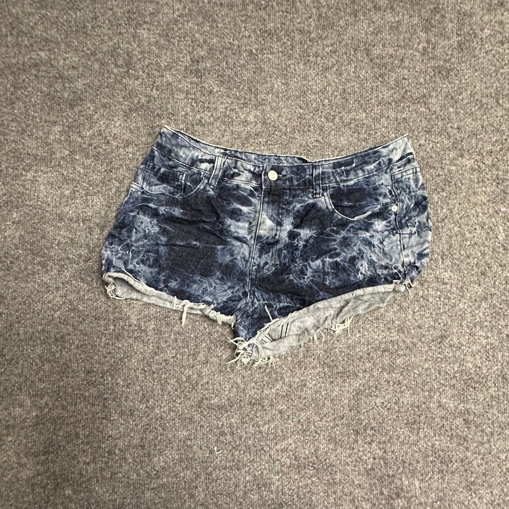 Mossimo Shorts Womens Size 14/32 Blue Acid Wash High Rise Frayed Denim Cutoffs